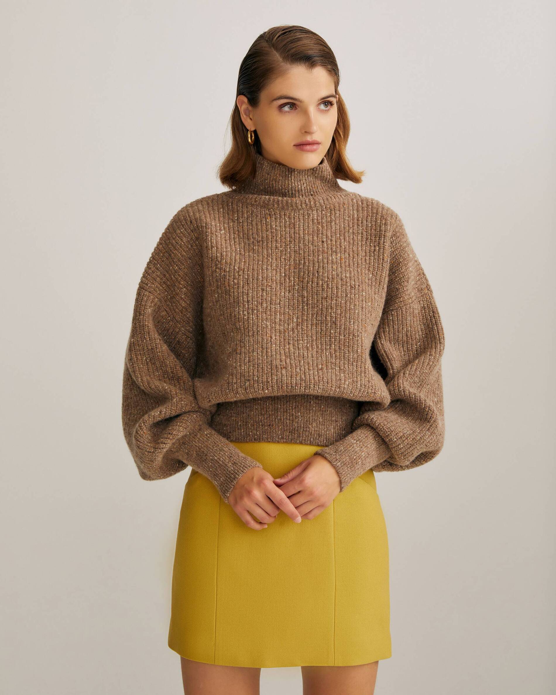 Cropped sweater with roll-down collar