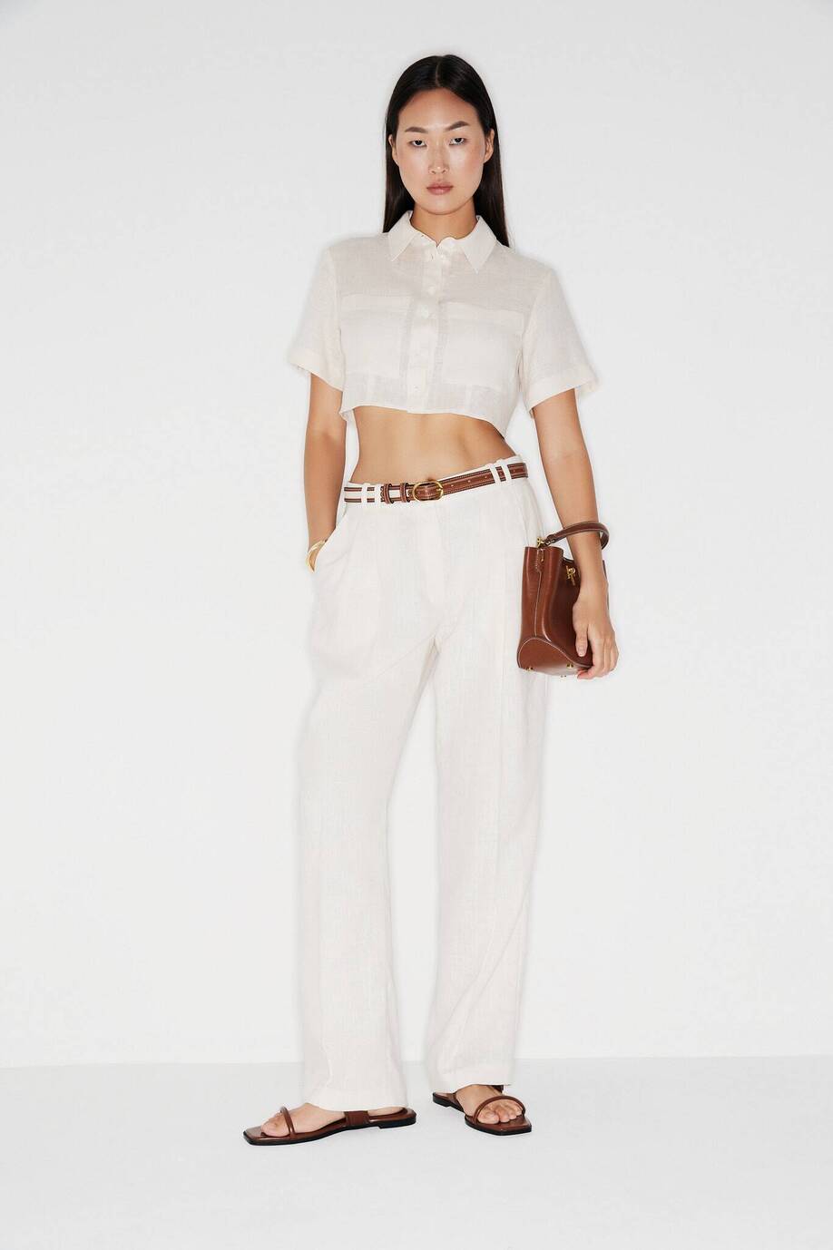 Linen trousers with pleats