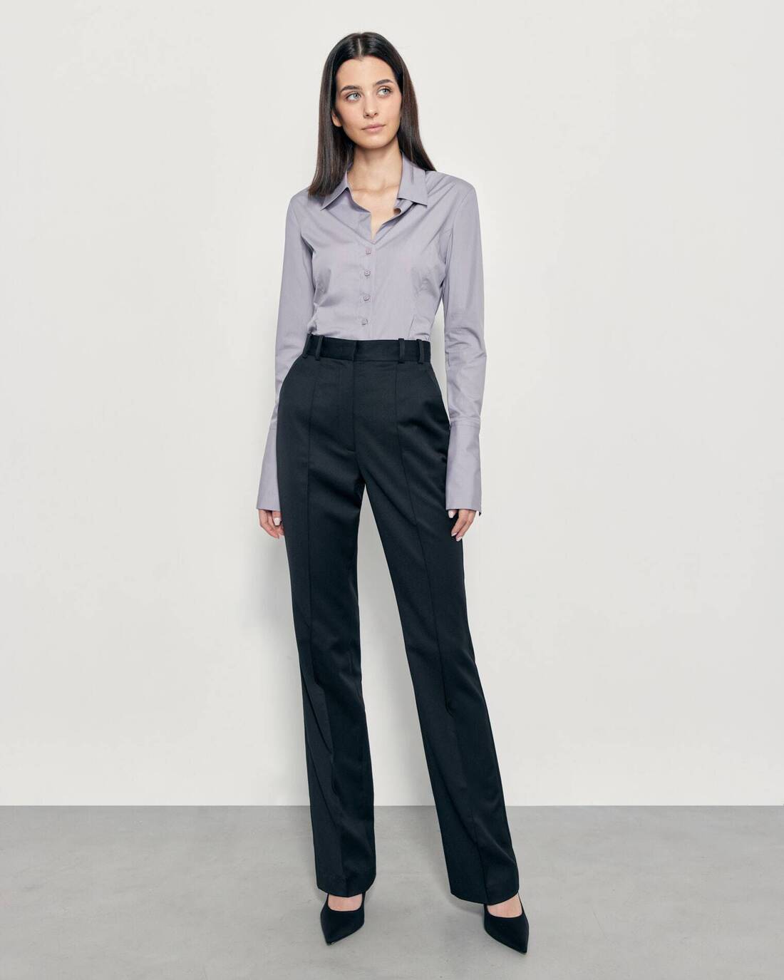 Fitted silhouette blouse  
