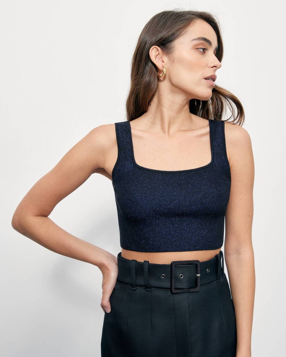 Cropped top with square neckline 