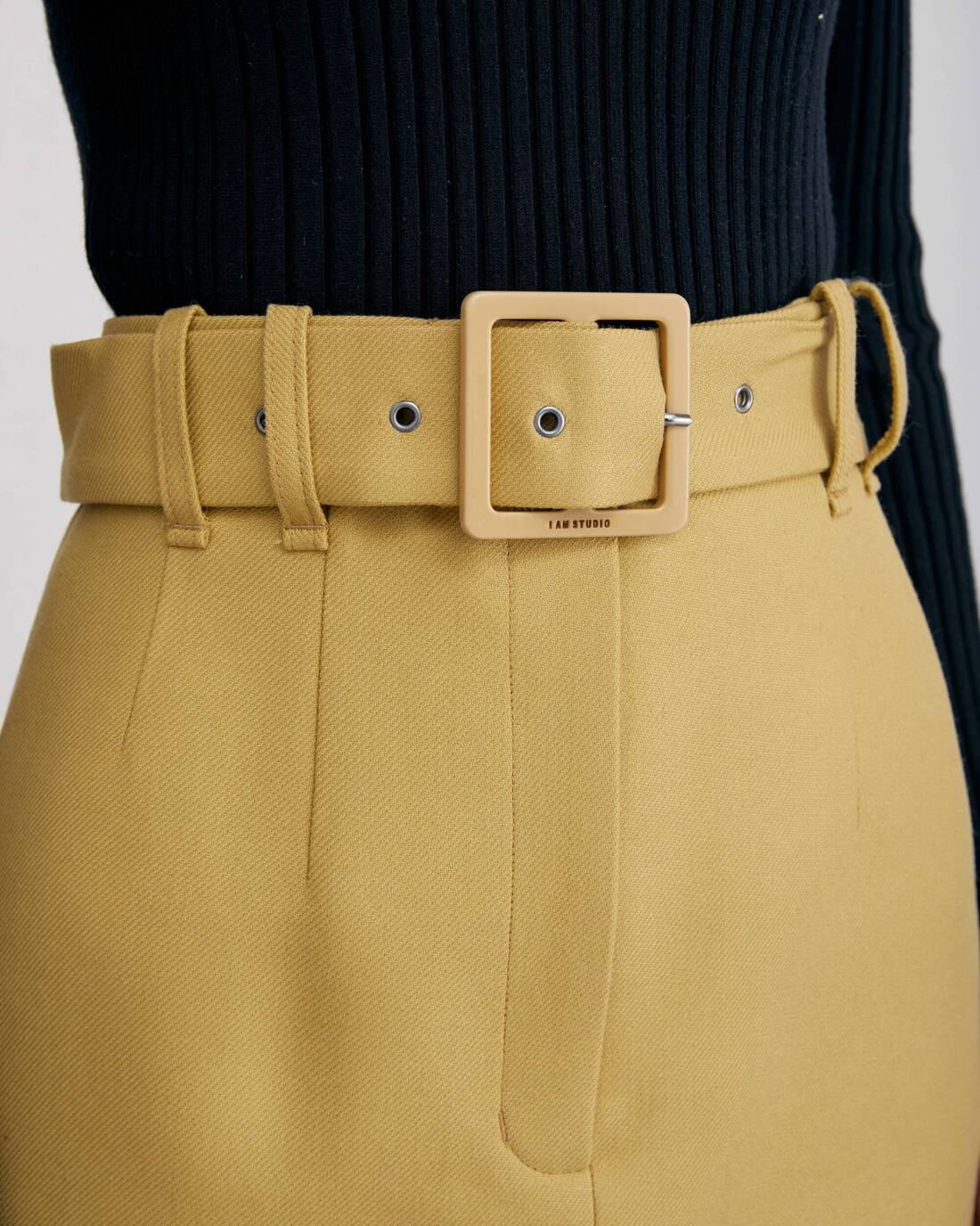 Mini skirt with a belt 