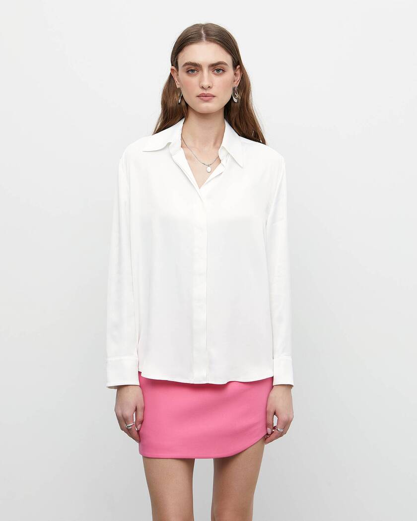 картинка Атласная блузка магазин Одежда+ являющийся официальным дистрибьютором в России 