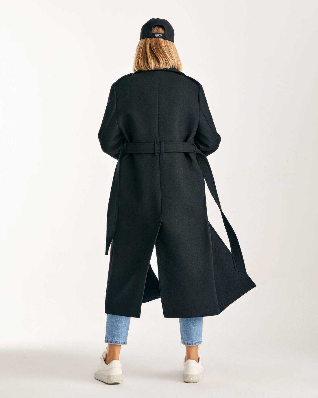 Structured double-breasted coat 