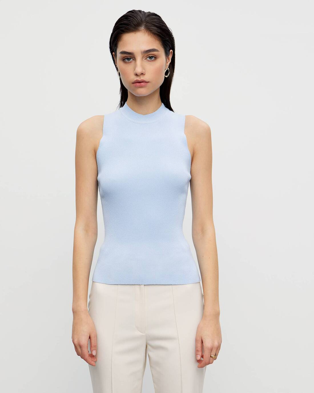 Knitted ribbed top