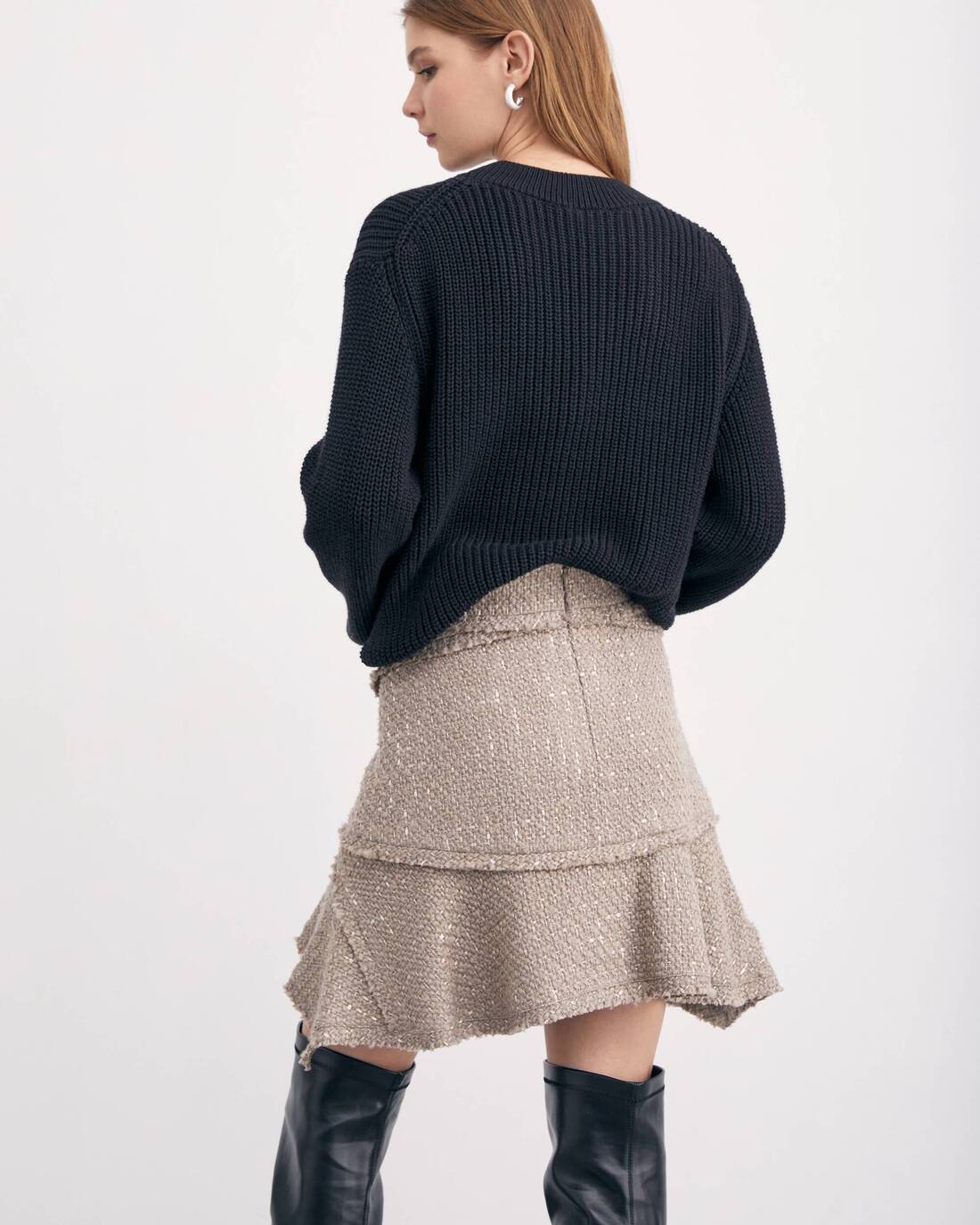 Asymmetric mini skirt 