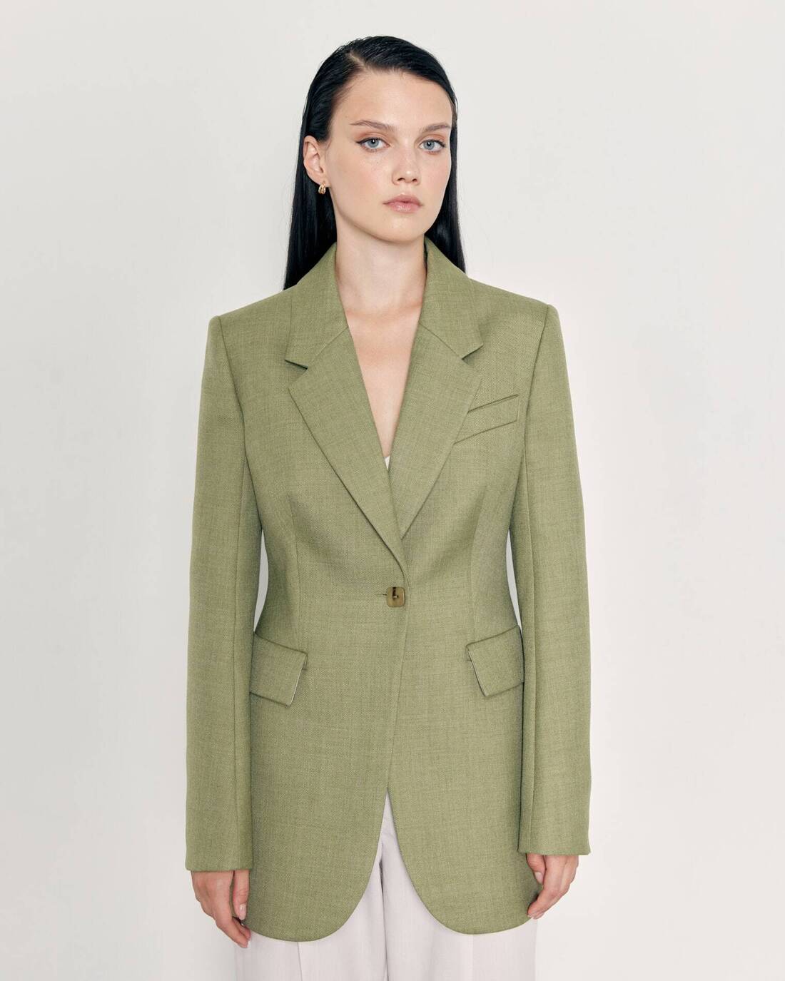Single-breasted jacket with English collar