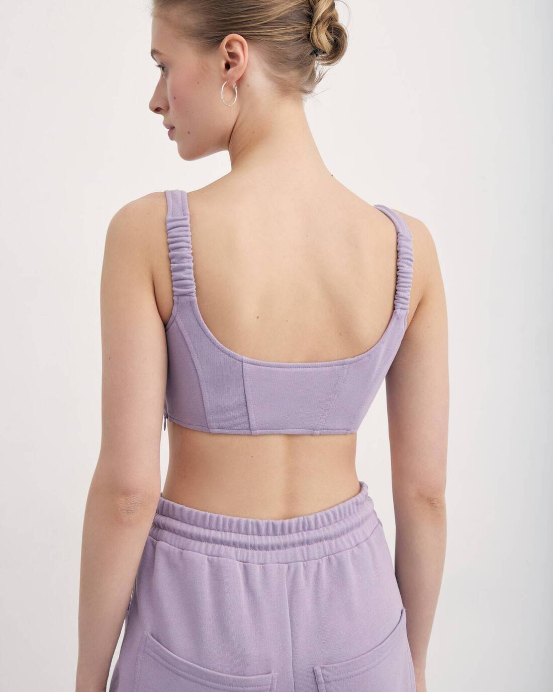 Footer crop top