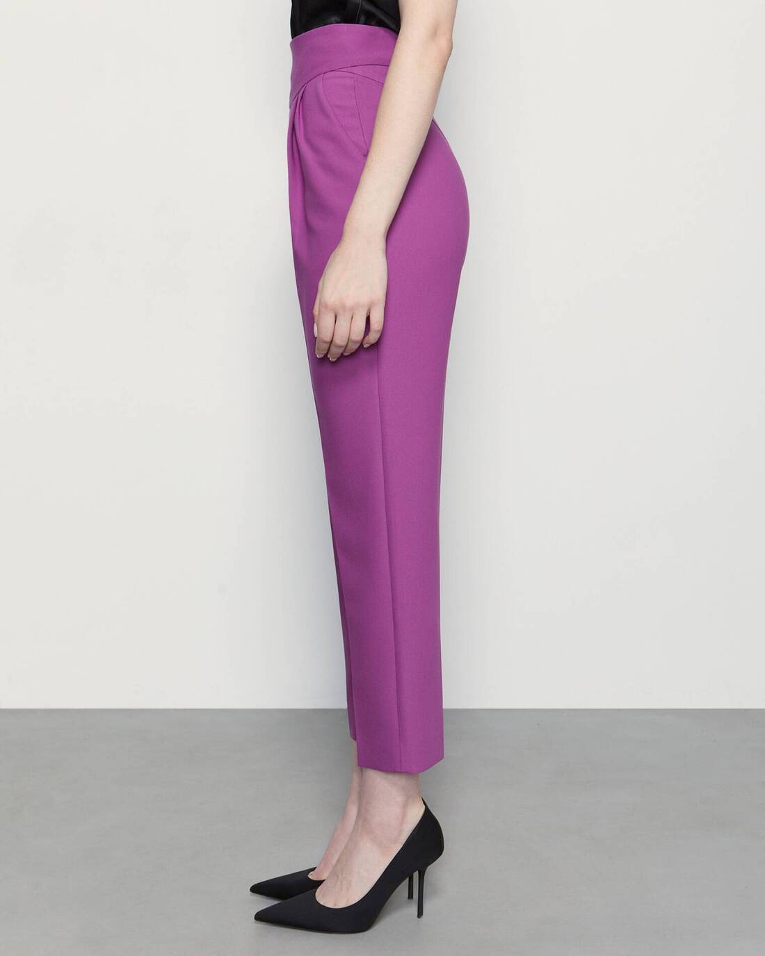 Figured yoke trousers