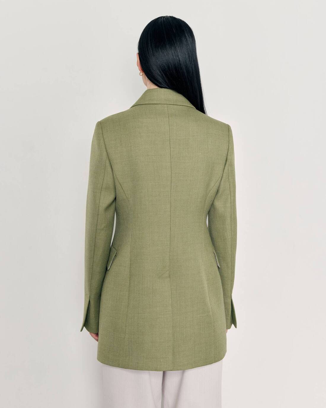 Single-breasted jacket with English collar