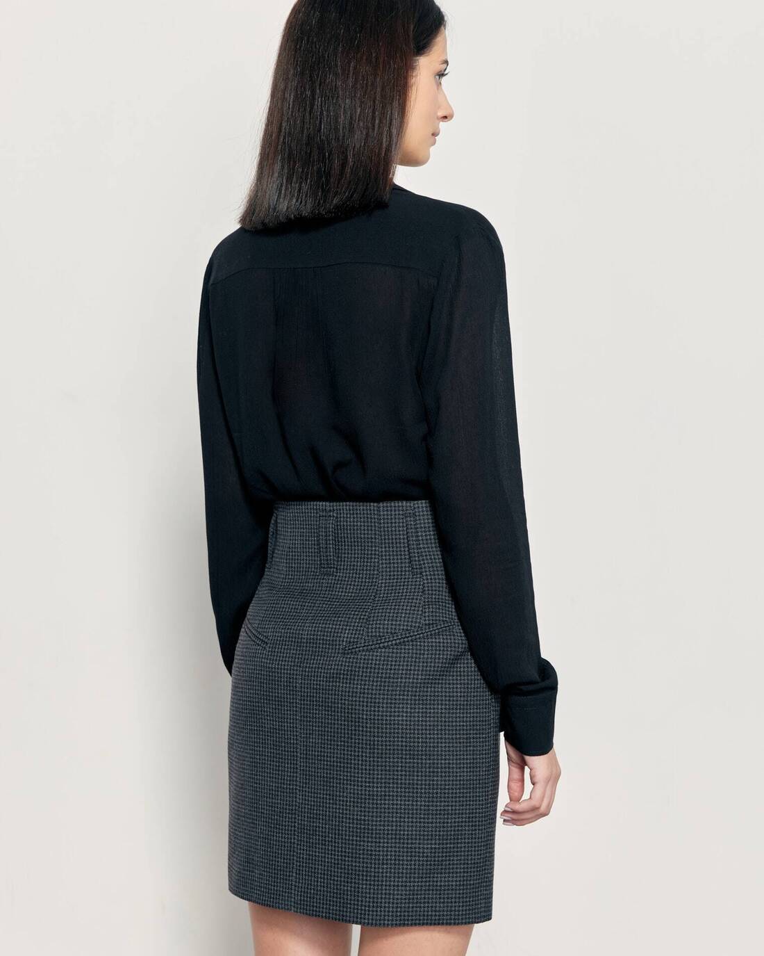 Mini woolen skirt