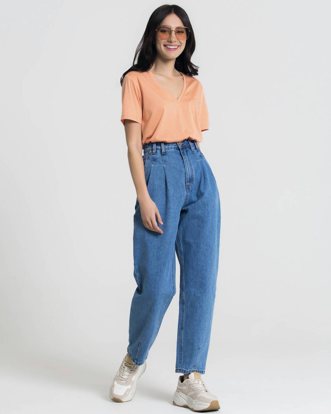 Pleated fit jeans