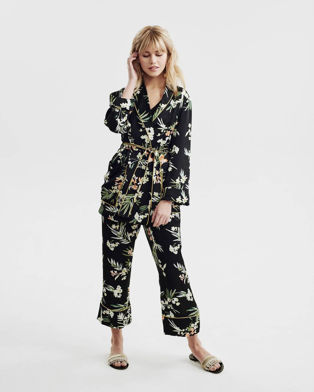 Printed pyjama style suit