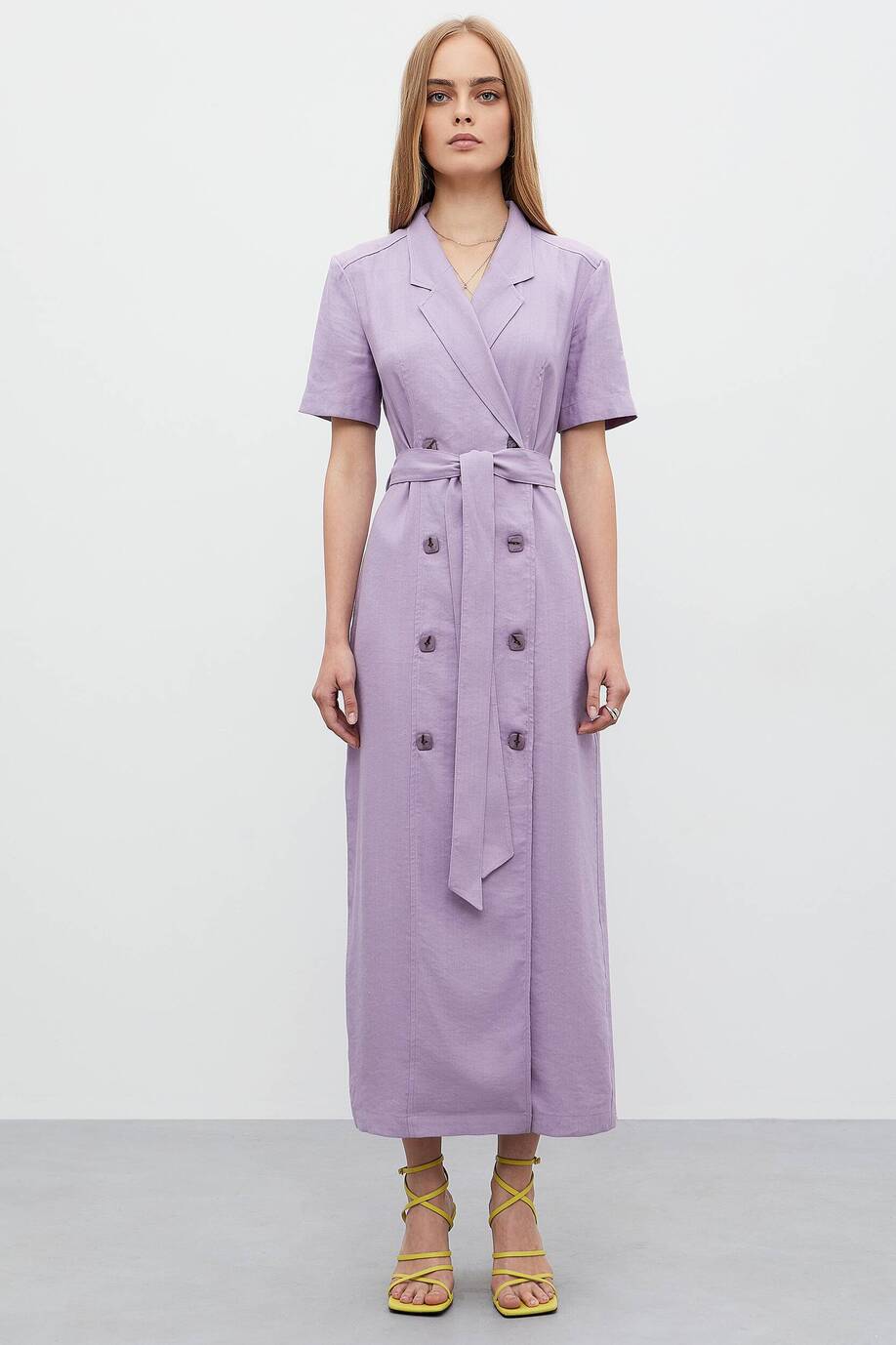 Linen dress with belt