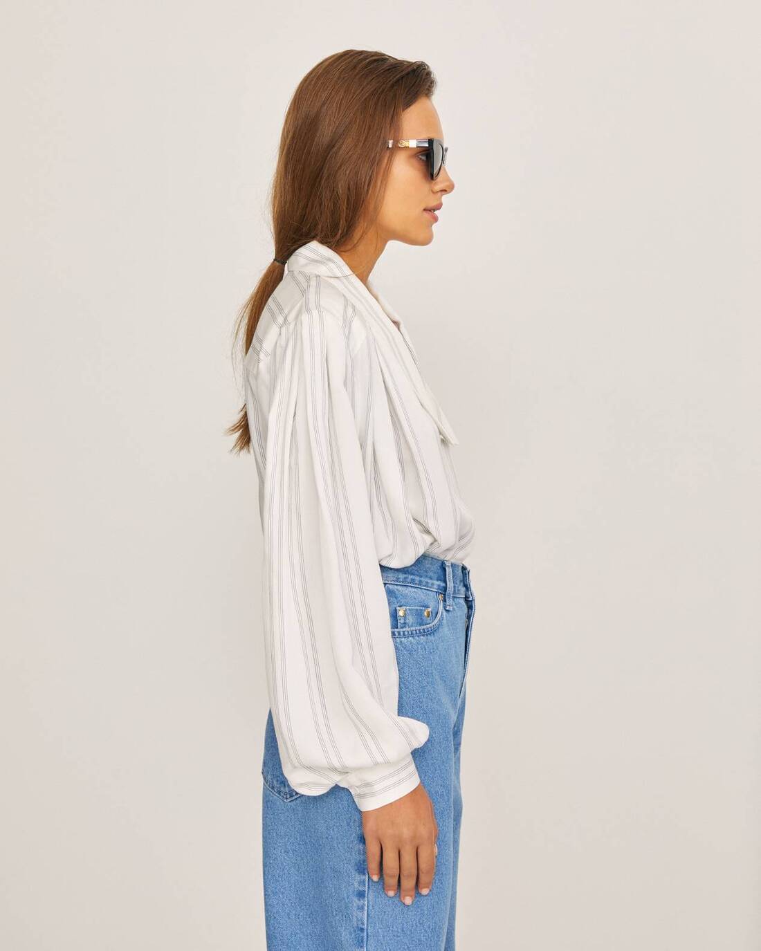 Oversized blouse with accented collar 