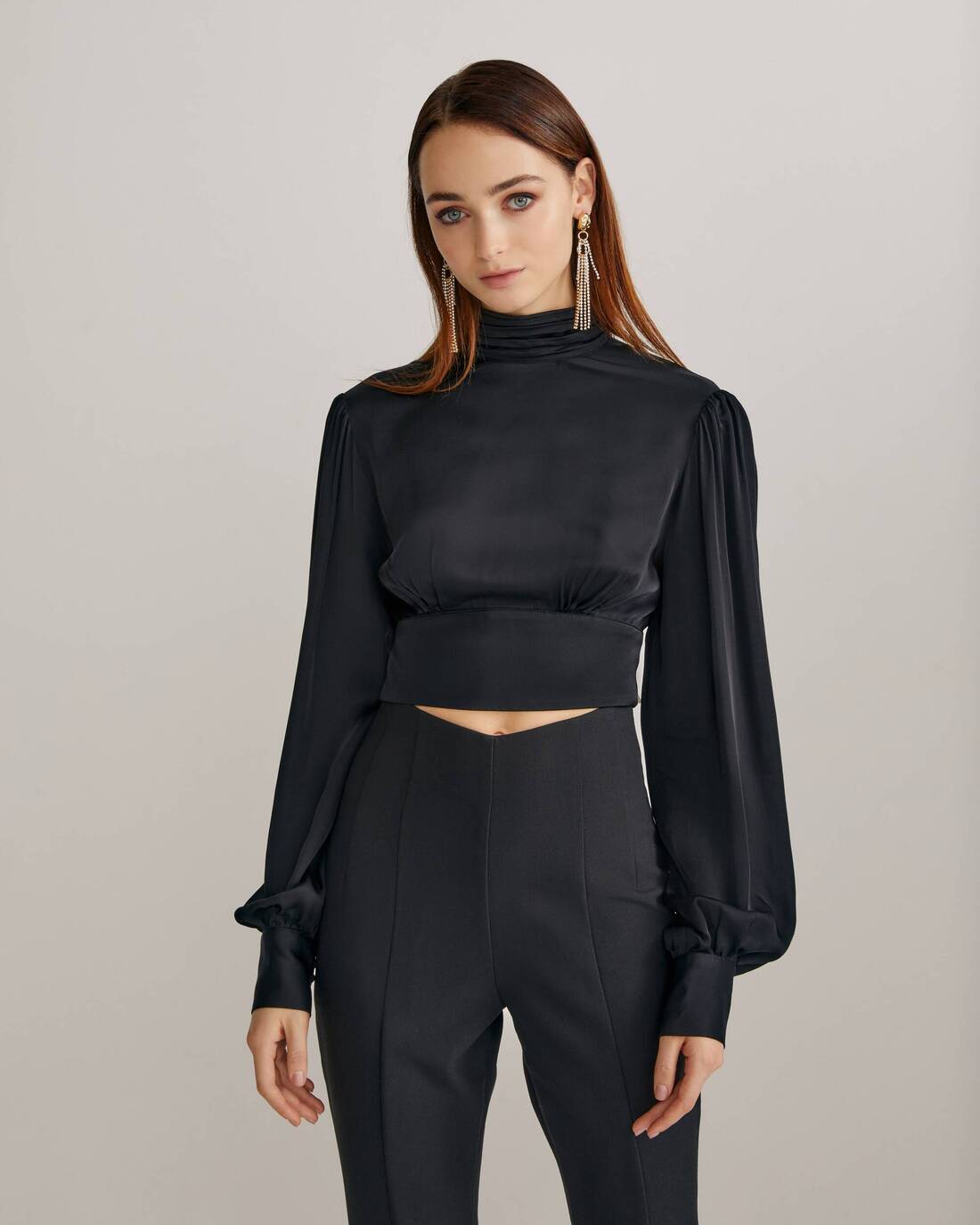 Cropped high-neck blouse 