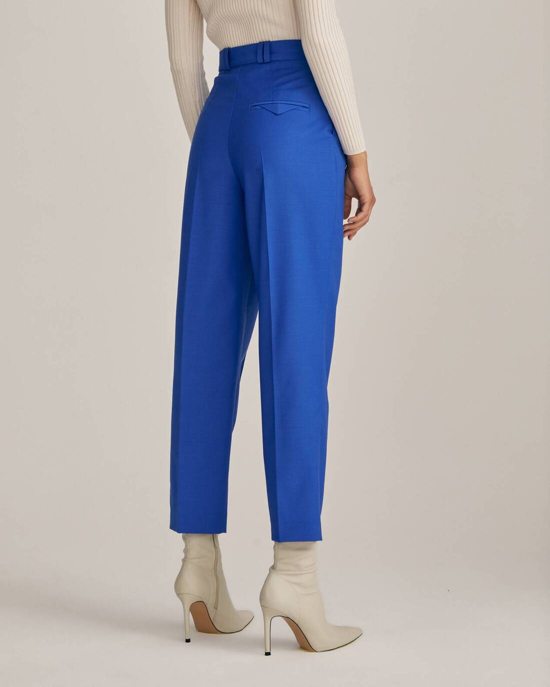 Cropped cigarette-style pants
