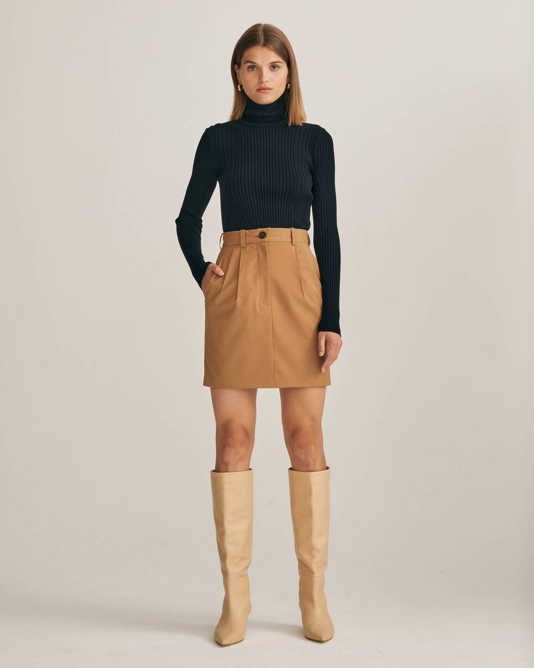 Ruched mini skirt