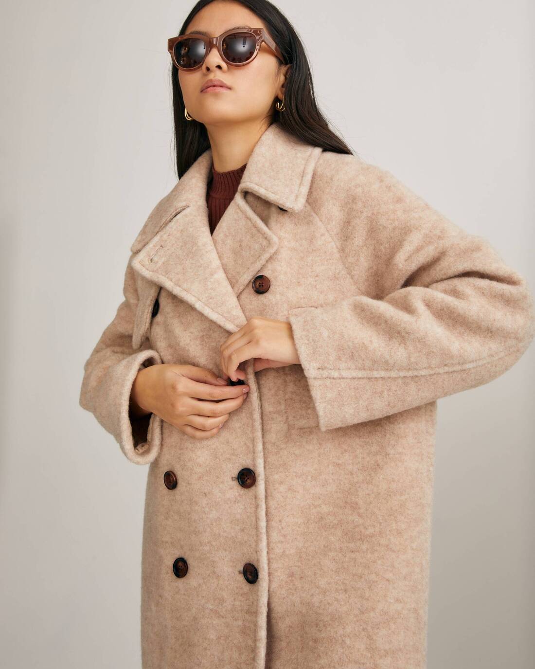 Double-breasted cocoon coat