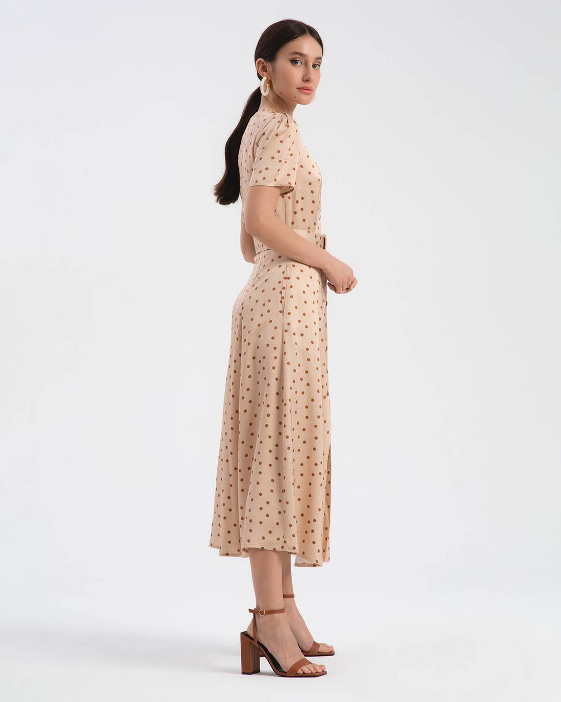 Polka dot dress with square neckline