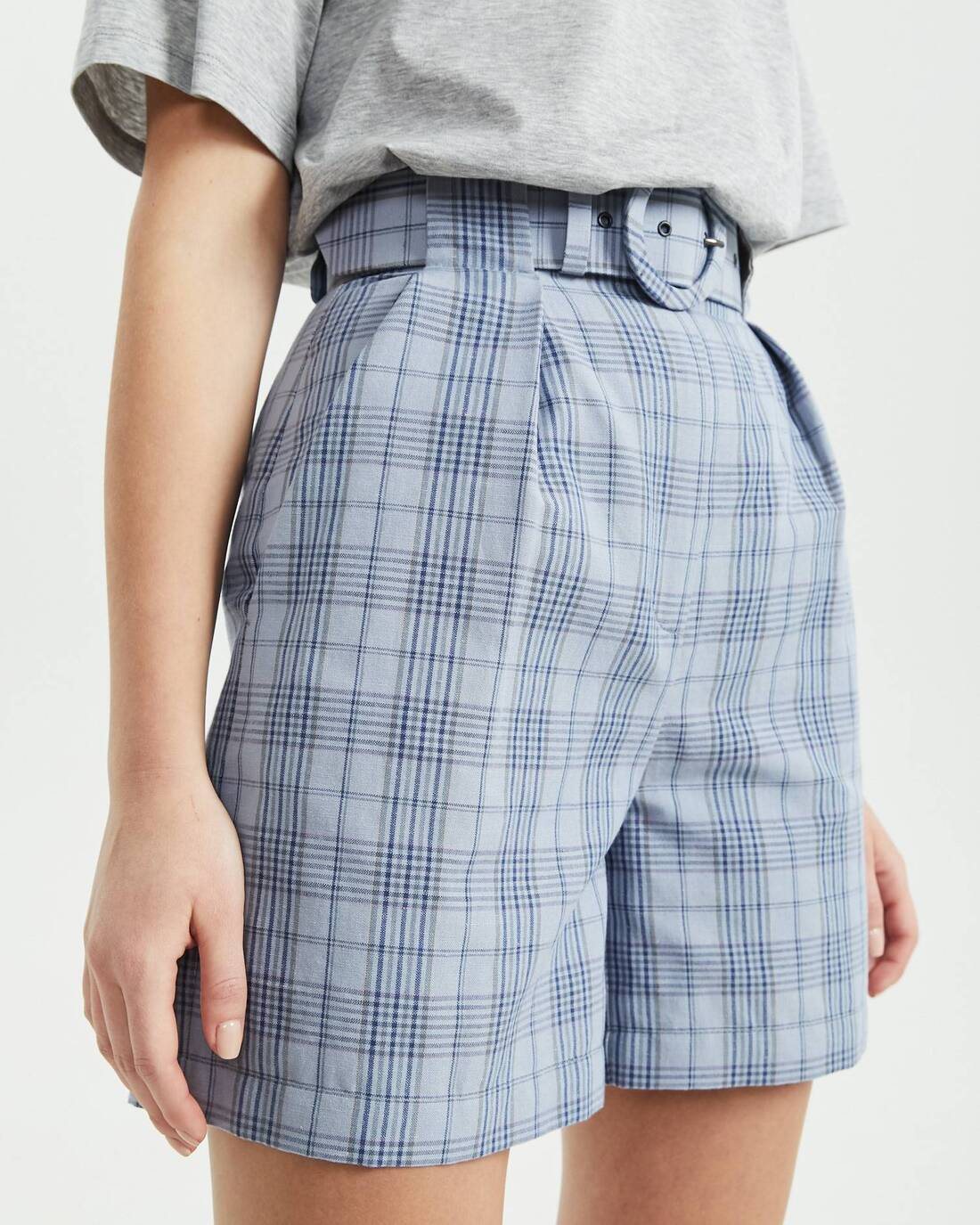 High-waisted checked shorts