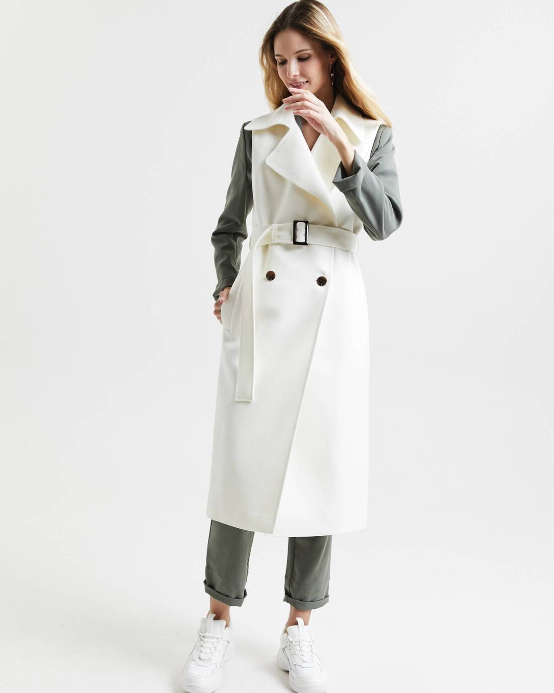 Double-breasted two-piece wool trenchcoat