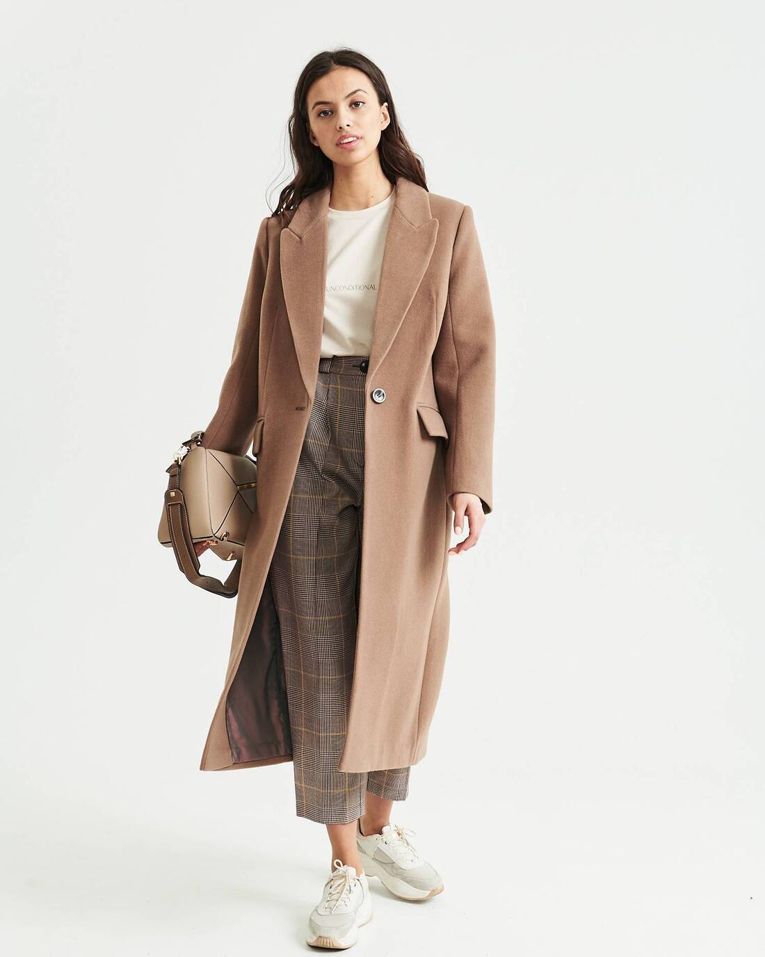 Straight-fit single-breasted wool coat