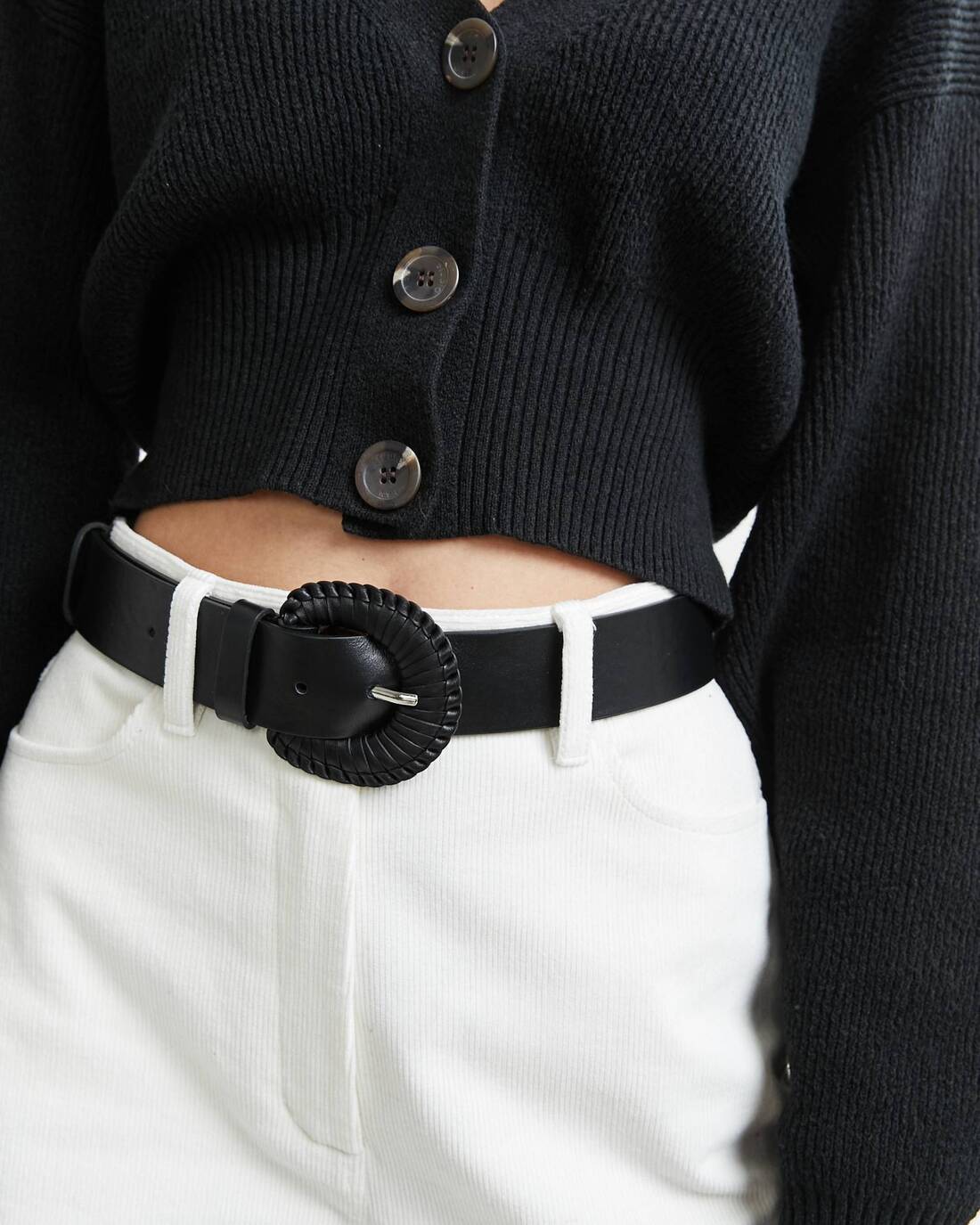 Thin leather belt with woven buckle