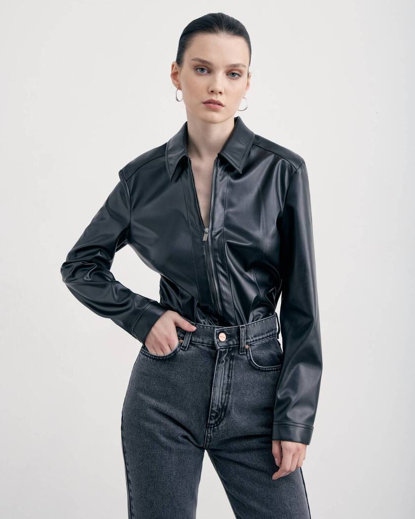 картинка Куртка из экокожи магазин Одежда+ являющийся официальным дистрибьютором в России 