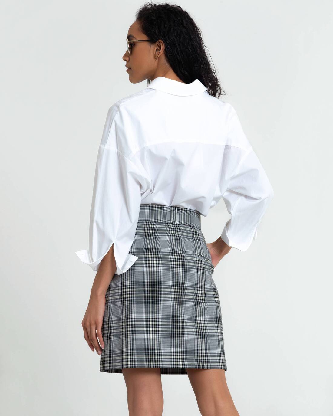 Oversize shirt with pockets