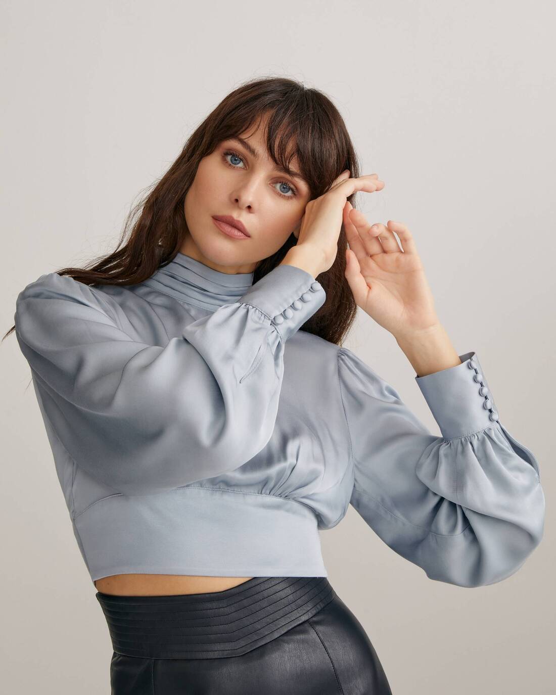 Cropped high-neck blouse 