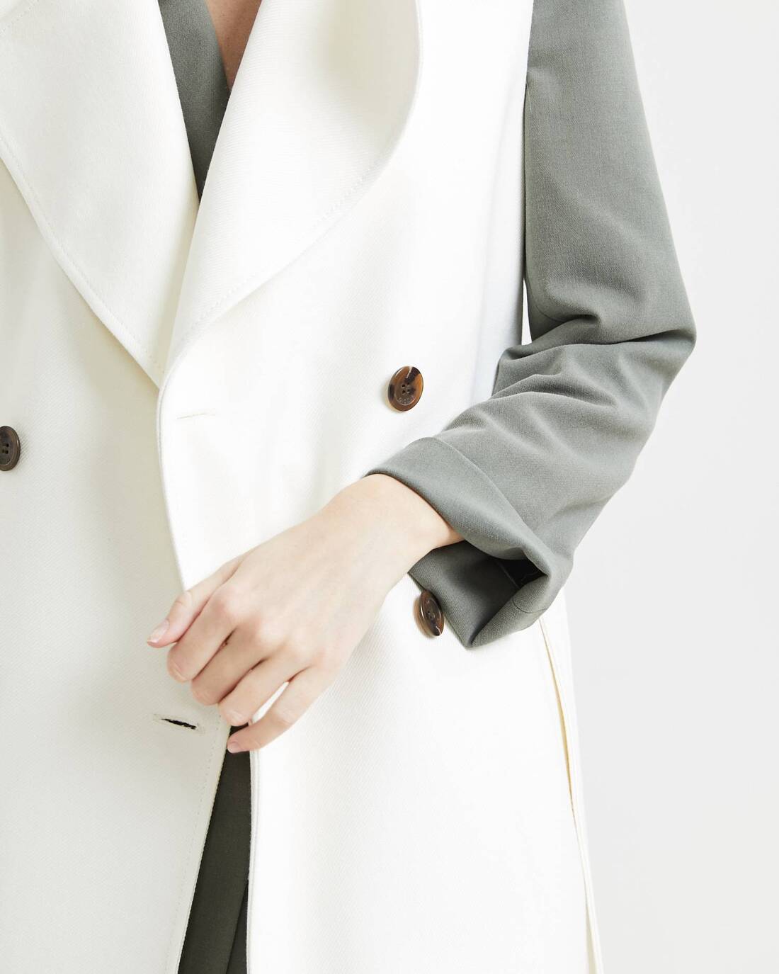 Double-breasted two-piece wool trenchcoat